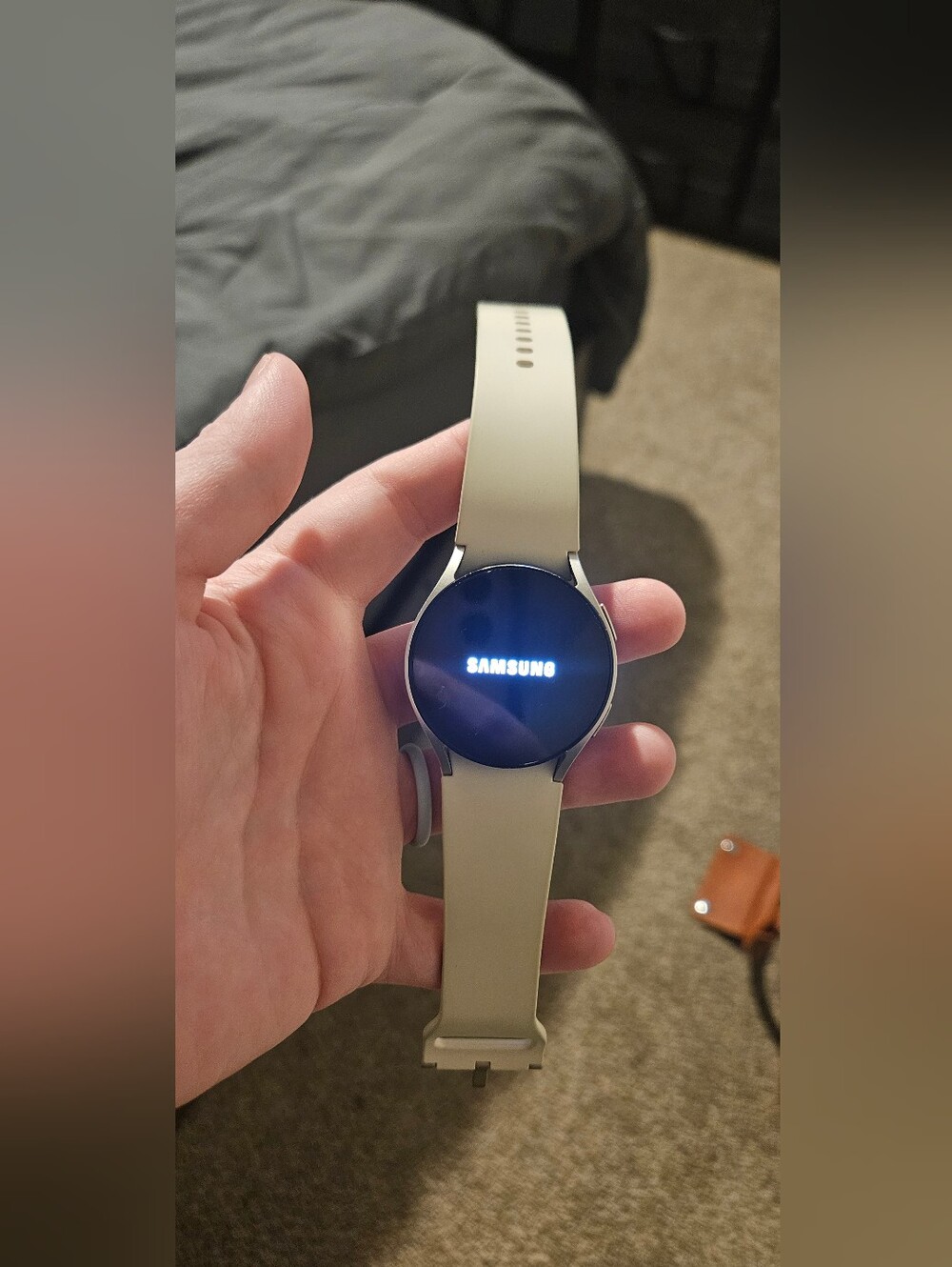Samsung Round Smartwatch6 with Light Beige Strap